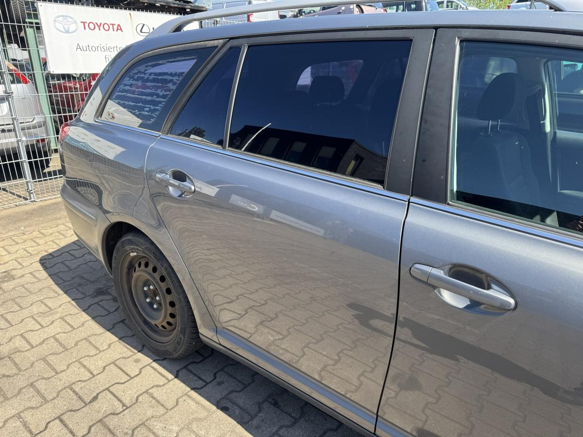 Toyota Avensis T25 original T&uuml;r hinten rechts 1E5 Gray Perleffekt Kombi Rohbau Bj.2004